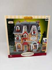 Lemax Christmas Village 2005 Chelsea's Candy and Flower Shop Lighted in box LEMAX - KOEEK