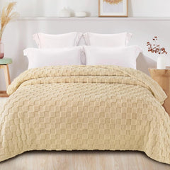 Exclusive blend suitable for year-round use, size 90x104 inches 07FC0E-D4 - KOEEK