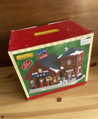 Lemax Christmas Holiday Big Pine Gas Station #75205 Light Up Village House w/Box LEMAX - KOEEK