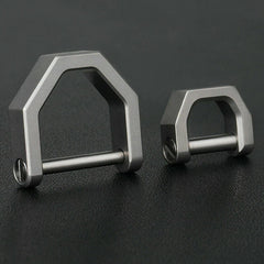 EDC Type D Buckle Titanium Alloy Porable Car Keychain Horseshoe Buckle Gifts 07FC0E-D4 - KOEEK
