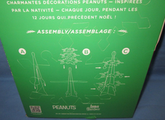 12 Piece Hallmark Mini Christmas Ornaments Countdown Calendar ~ Peanuts, Snoopy HALLMARK - KOEEK