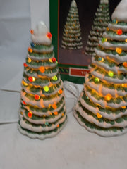 House of Lloyd "Christmas Around the World" Ceramic Lighted Village Trees 541936 HOUSE OF LLOYD - KOEEK