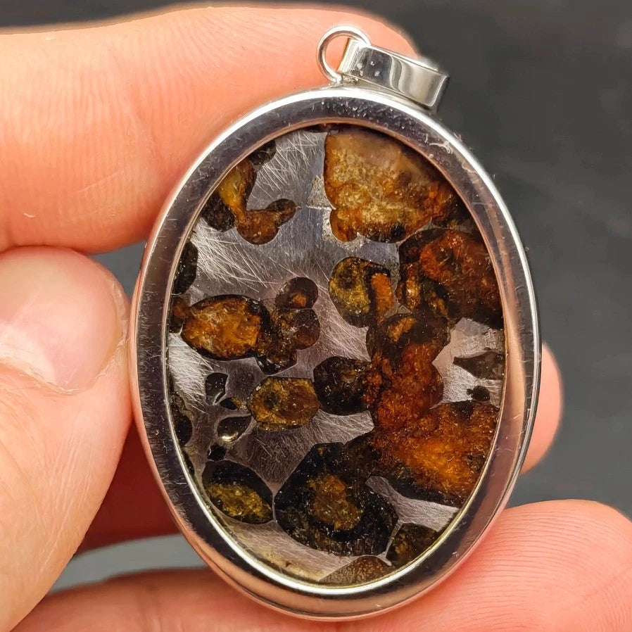 Kenya Sericho Pallasite Meteorite Pendant with Olivine 07FC0E-D4 - KOEEK