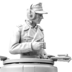 1/16 Resin Figure Model Kit WWII German Tank Commander Unassembled Unpainted 07FC0E-D4 - KOEEK