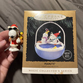 1995 Hallmark Keepsake Magic Ornament Motion Light PEANUTS in Box Joe Cool Lot HALLMARK - KOEEK