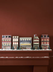 Anthropologie George & Viv Light-Up Village CHALET COFFEE SHOP Emily Taylor ANTHROPOLOGIE - KOEEK
