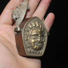5.5*5.5*3cm Brass Nepal Tibetan Mahakala Gawu Prayer Box Pendant Buddhist Amulet 07FC0E-D4 - KOEEK
