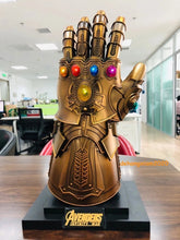 HCMY Thanos Infinity Gauntlet Full Metal 1:1 Wearable Cosplay Statue LED Instock HCMY - KOEEK