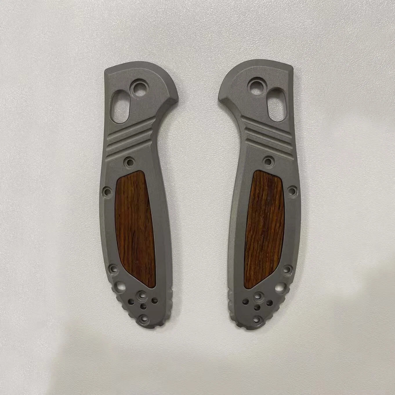 Titanium Alloy inlaid with Wood Handle Scale For Benchmade Griptilian 555/556 07FC0E-D4 - KOEEK