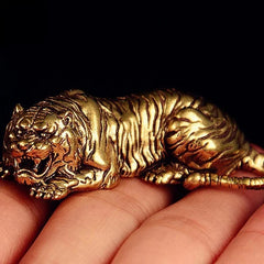 5.3cm Retro Brass Handcarved Tiger King Statue Paperweight Tea Pet Decoration 07FC0E-D4 - KOEEK