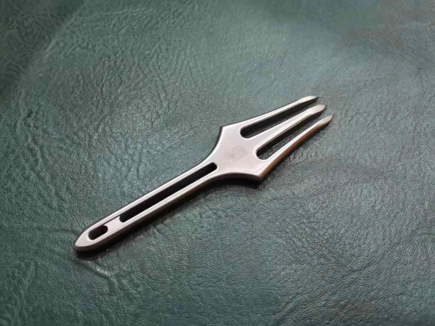 TC4 Titanium Multifunction Crowbar Harpoon Fork Outdoor Camping Tool EDC Tools 07FC0E-D4 - KOEEK