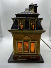 Heartland Valley Village Deluxe Porcelain Lighted House Christmas Family Dinner HEARTLAND - KOEEK