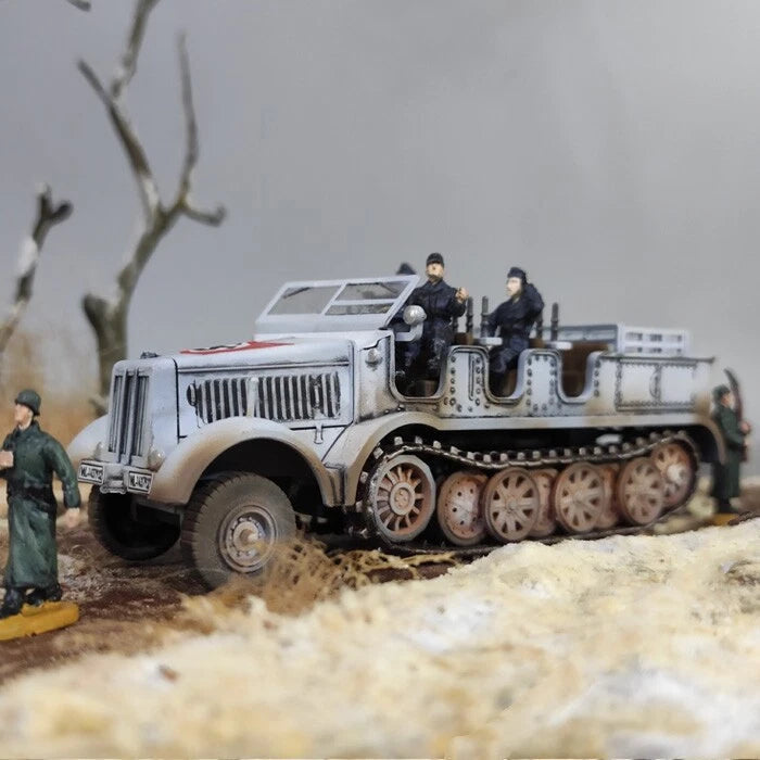 1/72 WWII German SD.KFZ.8 Half Track Vehicle Assembled Plastic Model! 07FC0E-D4 - KOEEK