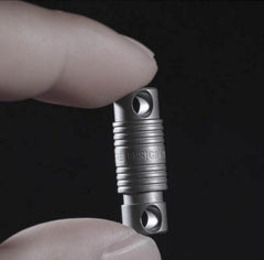 EDC Small Titanium Alloy Detachable Keychain Hanging Connector Keyring 07FC0E-D4 - KOEEK