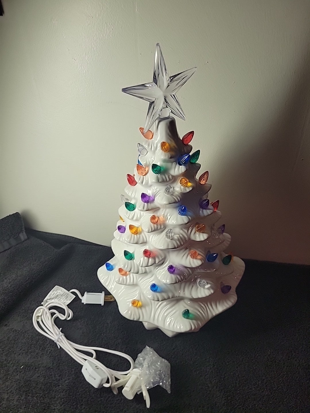WHITE CERAMIC CHRISTMAS TREE WITH MULTI COLOR LIGHTS UP 15" Tall WHITE - KOEEK