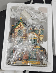 Lemax Caddington Village Wilson & Sons Bookstore/Actors' Studio Lighted Building LEMAX - KOEEK