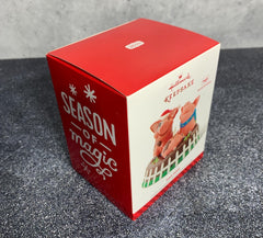- Hallmark Christmas Ornament YULE HOGS Pigs 2014 Magic Sound & Motion Decor HALLMARK - KOEEK