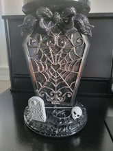 ! Bath & Body Works 2025 Light-Up Coffin Waterglobe 3-Wick Candle Holder BATH & BODY WORKS - KOEEK