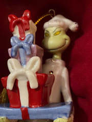 Lenox 2022 GRINCH WITH ALL THE GIFTS Christmas Tree Ornament # 893725 - NIB LENOX - KOEEK