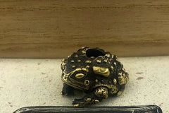Frog Paracord Bead Hand-Casted Brass Charms EDC Accessories Pendant Buckle 07FC0E-D4 - KOEEK