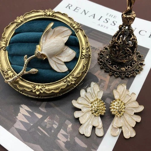 Vintage Enamel Magnolia Flower Brooch Earrings Set Retro Style Jewelry 07FC0E-D4 - KOEEK