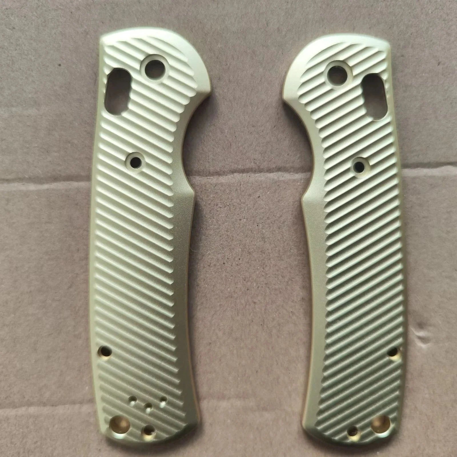 1 Pair Aluminum Alloy Handle Scales for Benchmade Griptilian 550/551 Knives 07FC0E-D4 - KOEEK [6]