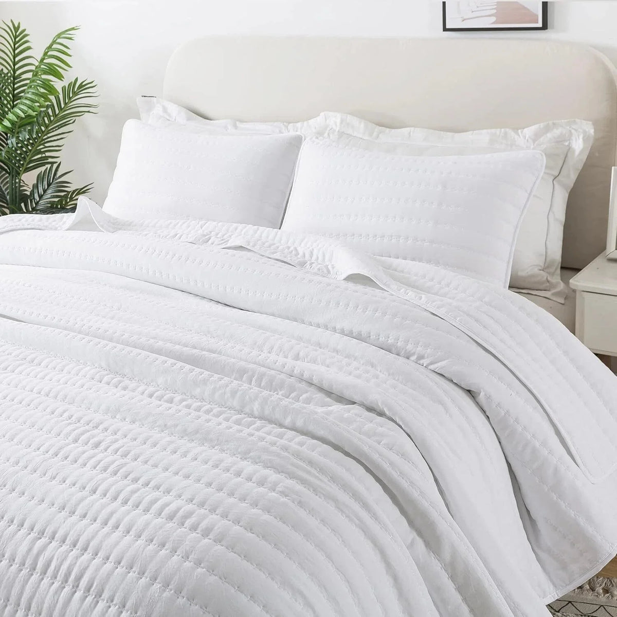 White Queen Size Quilt Bedding Sets with Pillow Shams, Full Lightweight Soft 07FC0E-D4 - KOEEK [1]