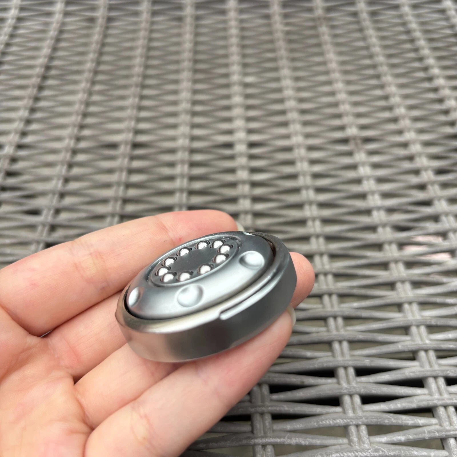 Mechanical Coin Flying Saucer Metal Slider Fidget Office Toys Cool Gadgets 07FC0E-D4 - KOEEK