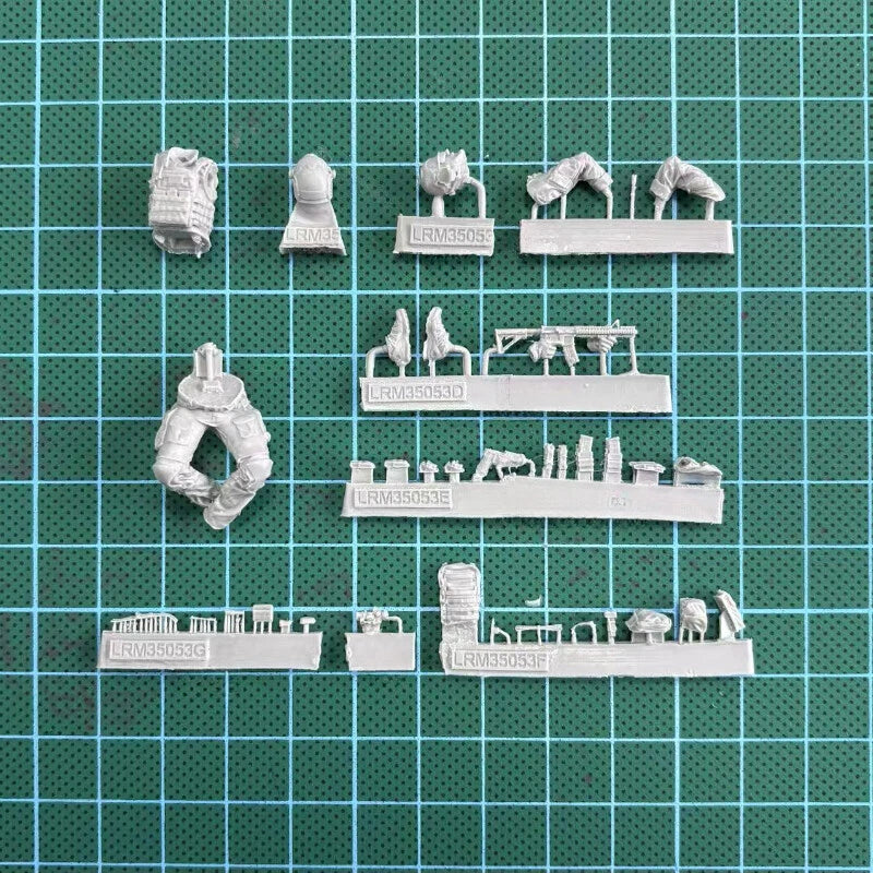 1/35 Resin Model Kit US Army Helicopter Crew 6 Figures Unassambled Unpainted 07FC0E-D4 - KOEEK