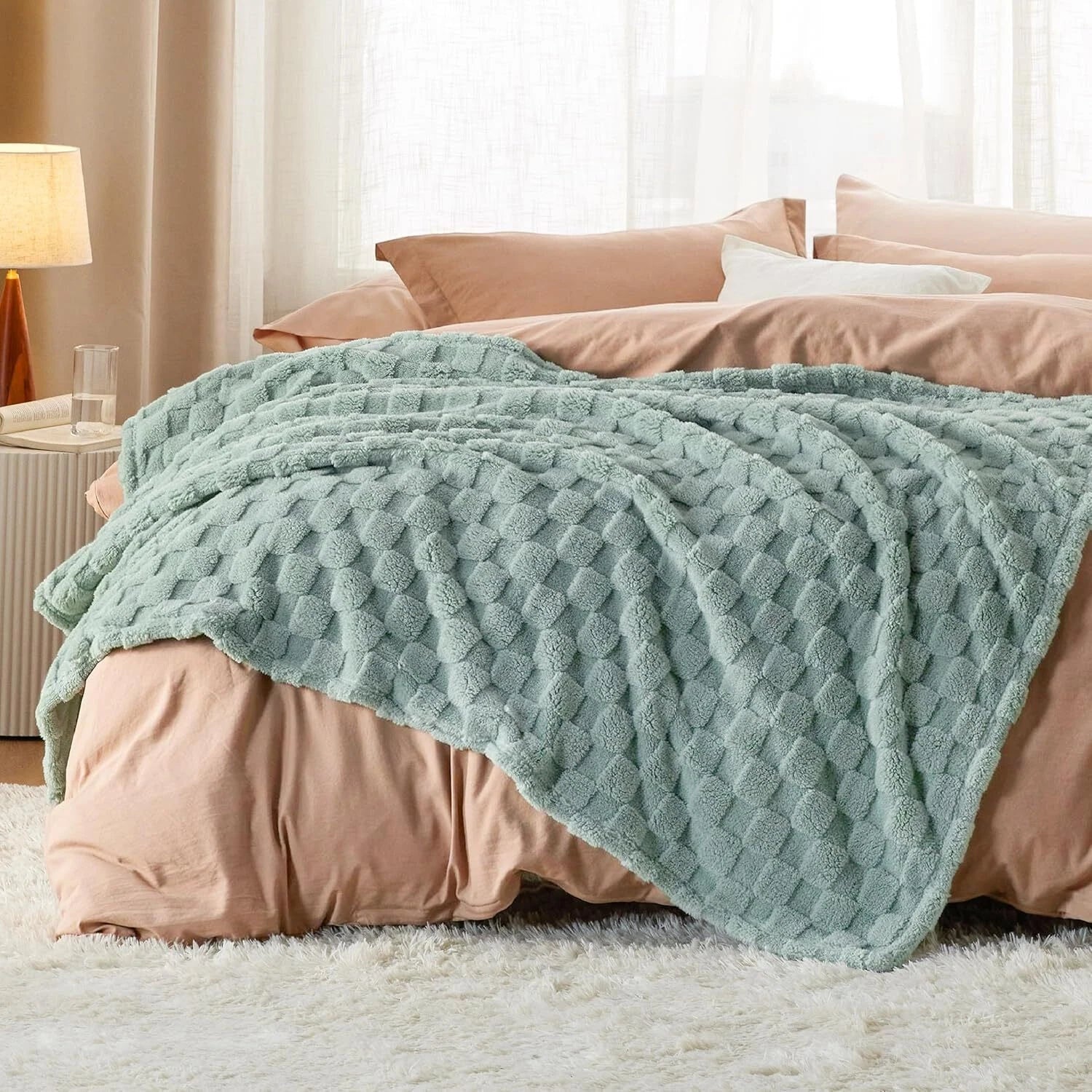 Sage Green Fleece Blanket for Couch - Checkered Throw Blanket for Women 07FC0E-D4 - KOEEK