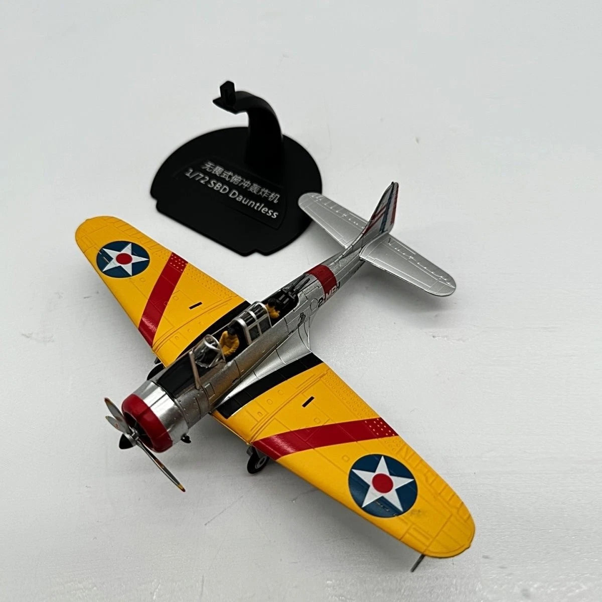 1:72 Scale Douglas SBD Dauntless, Yellow Trainer Finish, Die-Cast Display Model 07FC0E-D4 - KOEEK