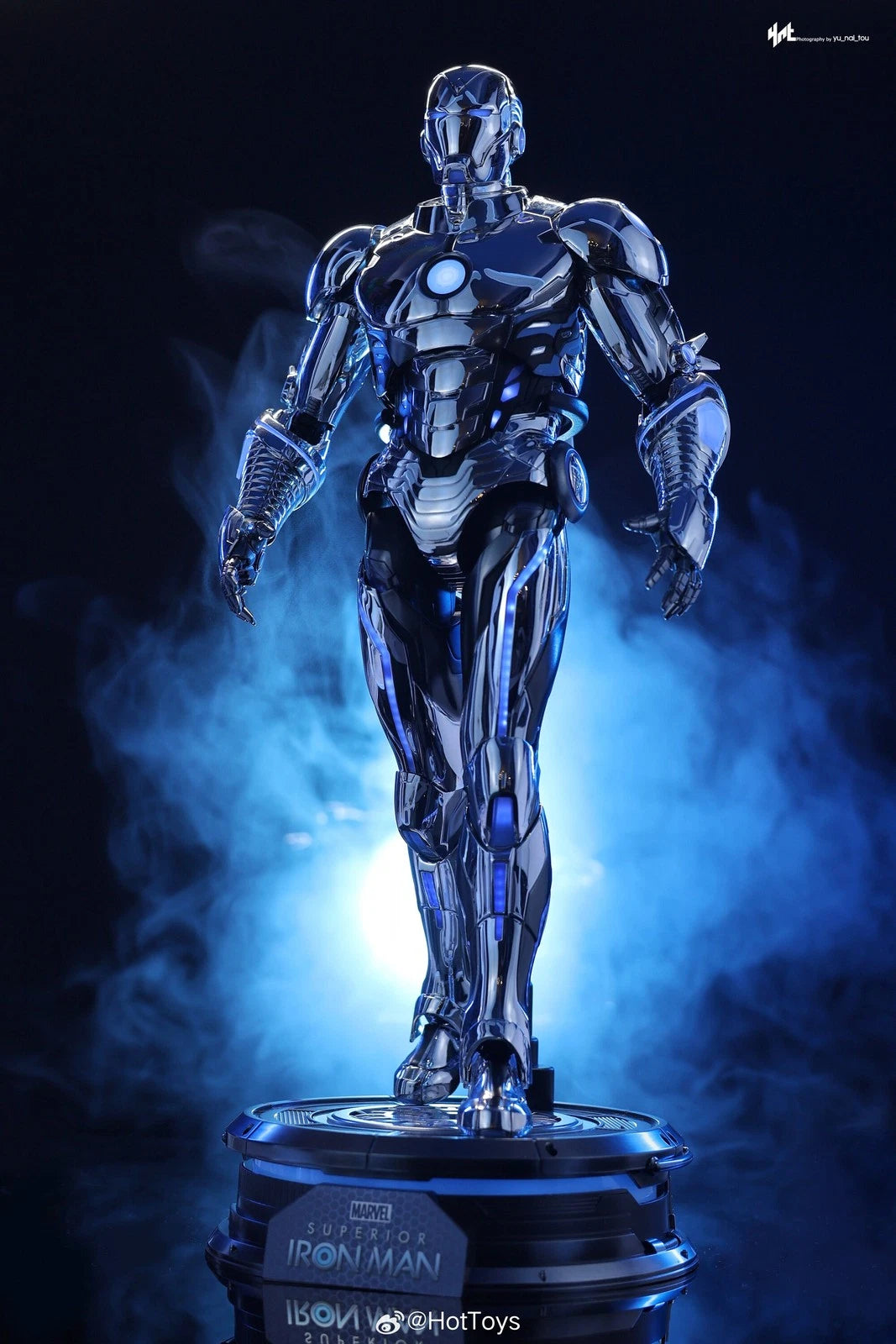 Hot Toys Marvel Comics Superior Iron Man 1/6 Diecast Electroplated Action Figure HOT_TOYS - KOEEK