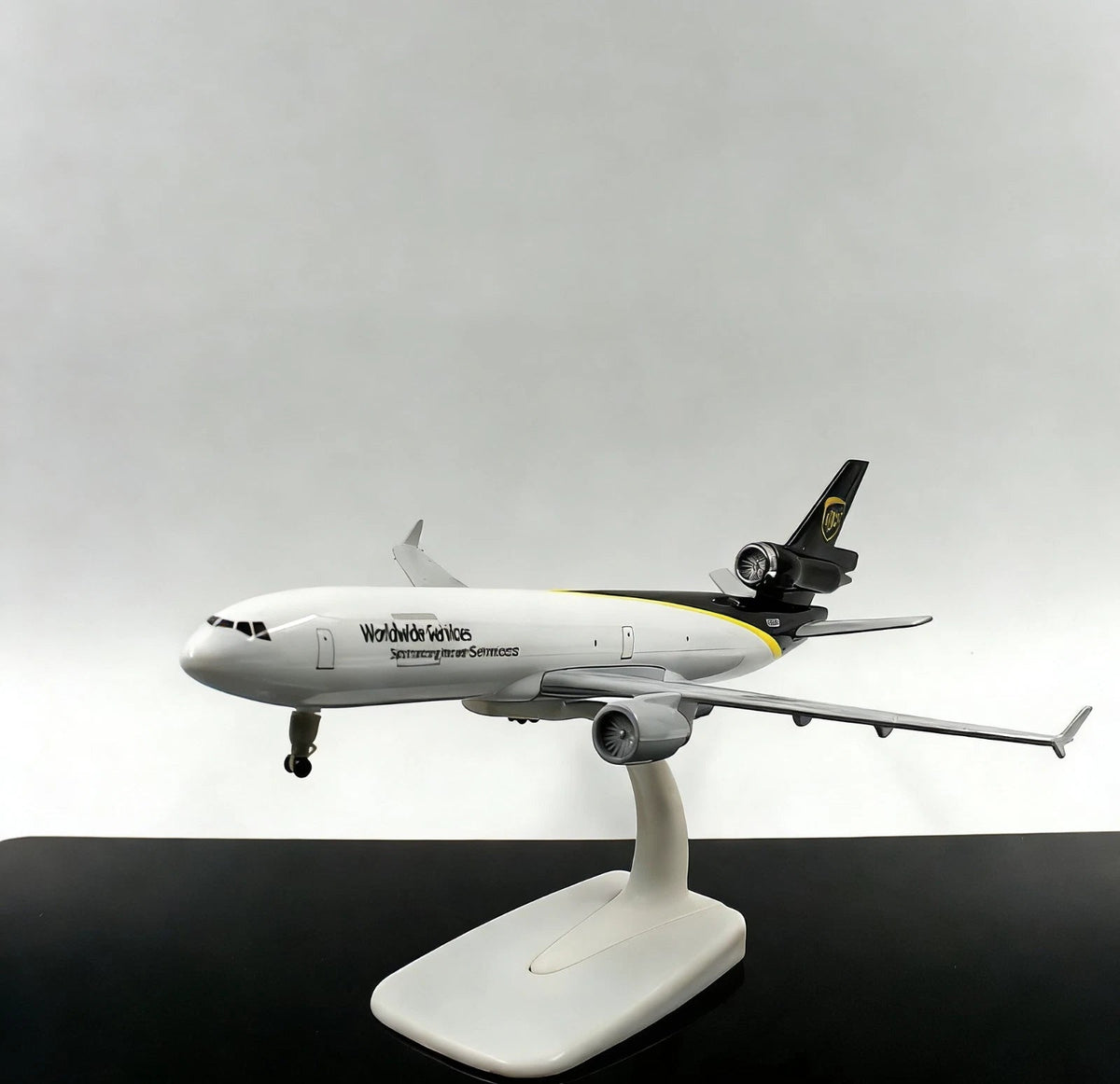 1:400 GeminiJets UPS McDonnell Douglas MD-11F Aircraft Diecast Airplane Model GEMINIJETS - KOEEK