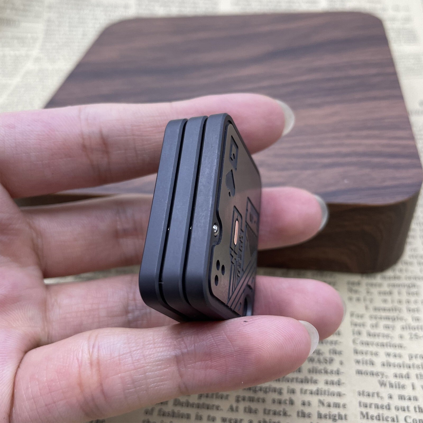 Poker Card LAUTIE 3.0 AAA AKQ Fidget Slider Zirconium EDC Stress Relief Toy Gift 07FC0E-D4 - KOEEK