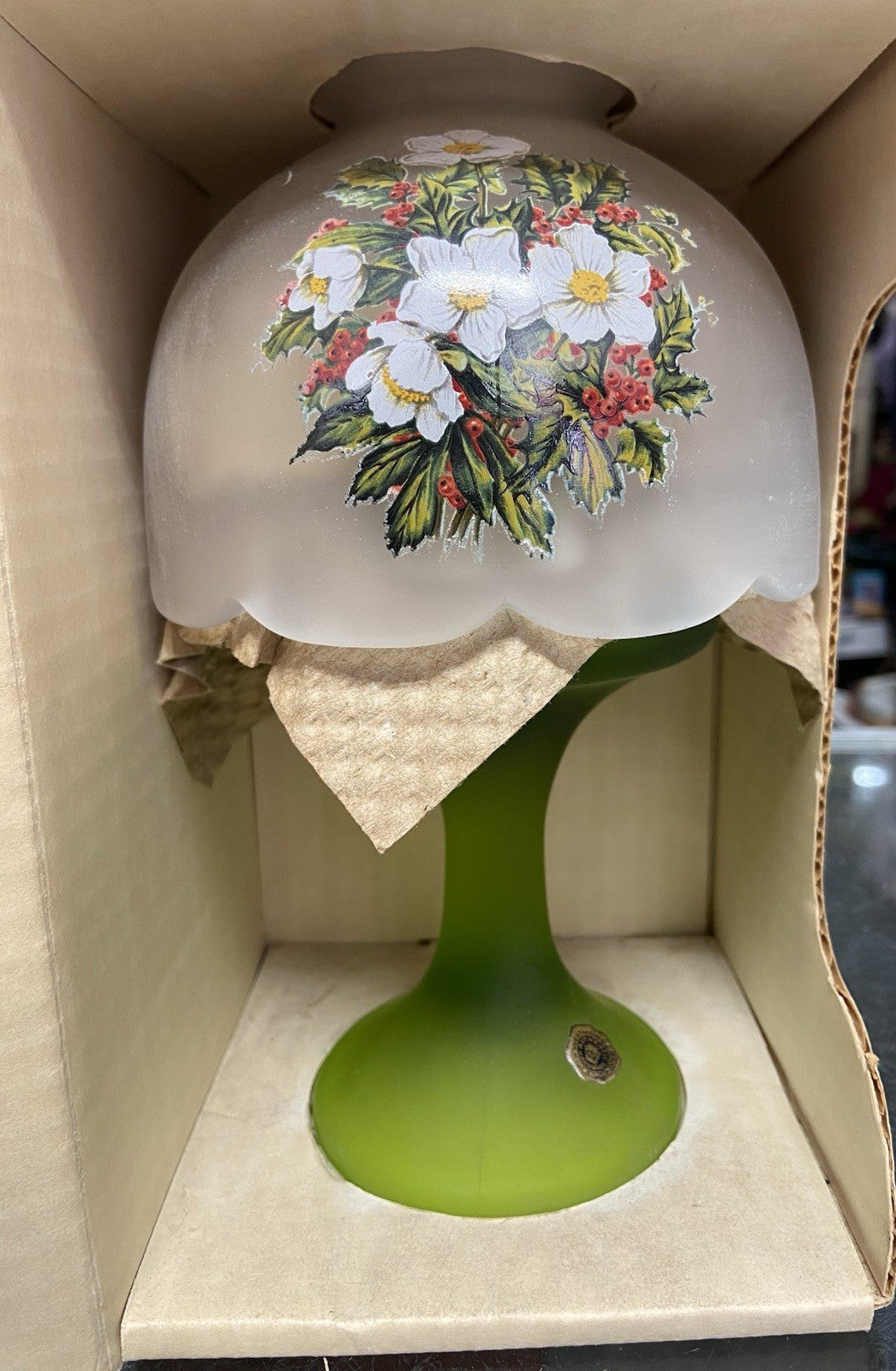 Westmoreland Glass Mini Candle Light Fairy Lamp Christmas Green Poinsettia WESTMORELAND - KOEEK