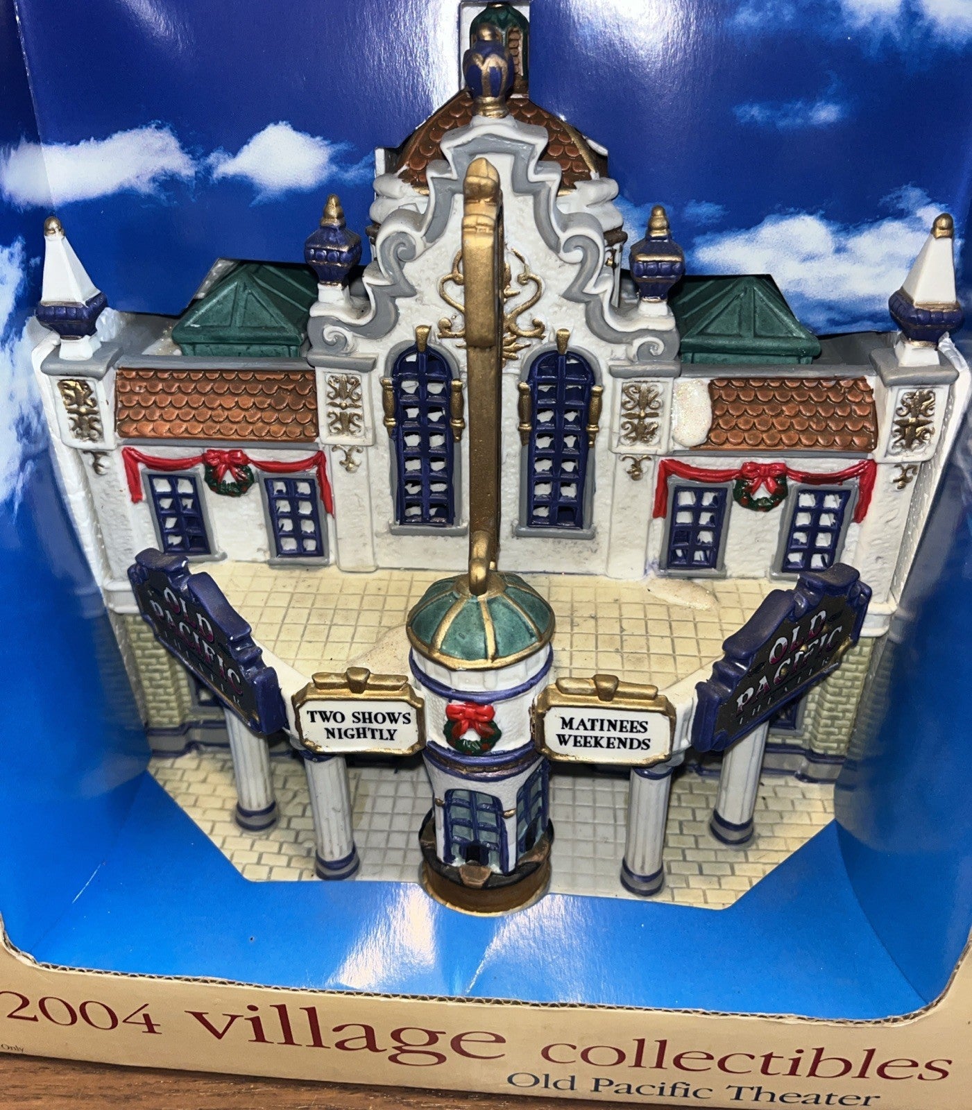Lemax 2004 Village Old Pacific Theater Lighted Ceramic Christmas Building LEMAX - KOEEK