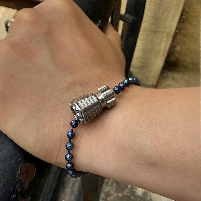 Titanium Knife Lanyard Bead Paracord Necklace Pendant Bracelet Bead EDC Charm 07FC0E-D4 - KOEEK