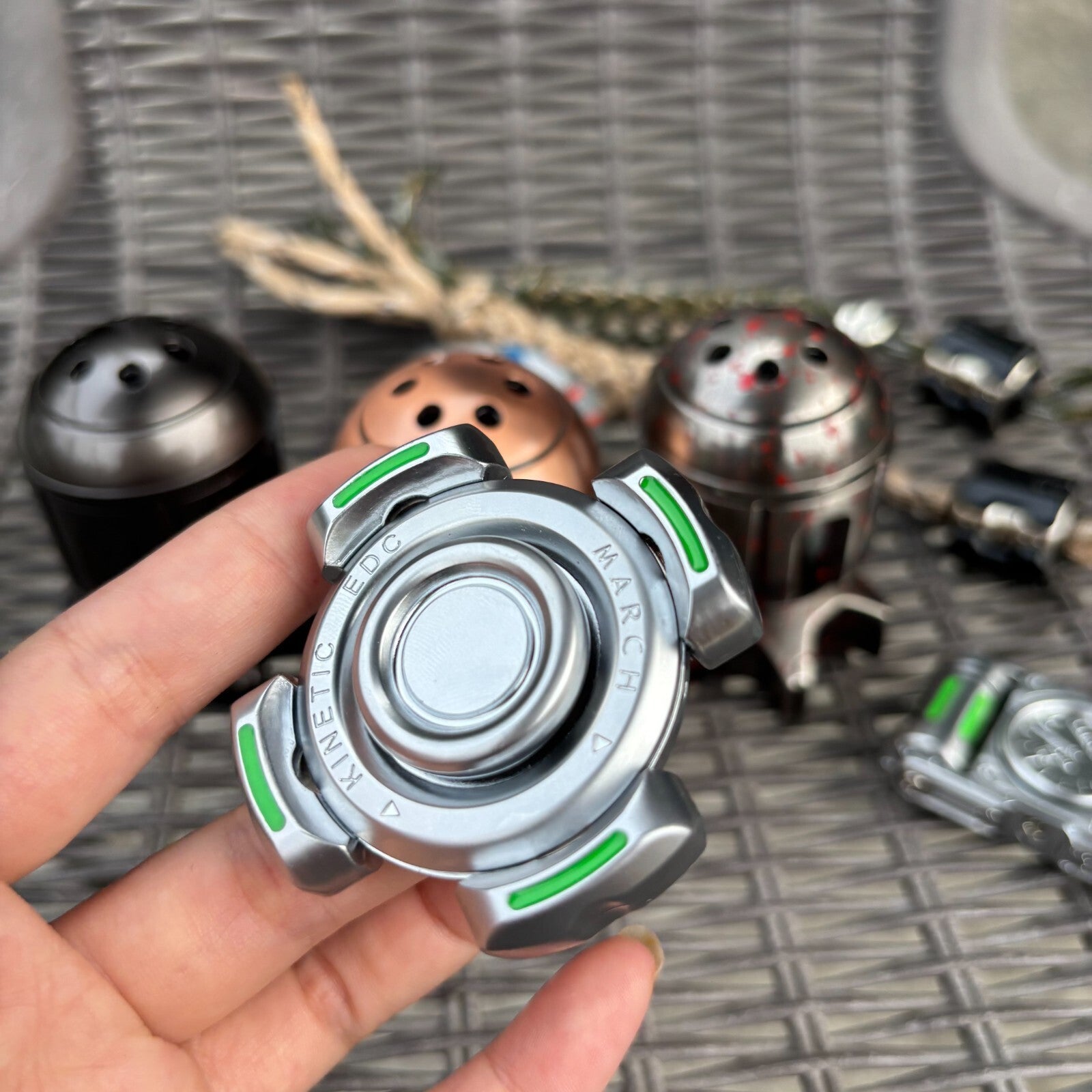 EDC Fidget Spinner Spinning Top Fidget Toys Relieve Adult Stress Magnetic Metal 07FC0E-D4 - KOEEK
