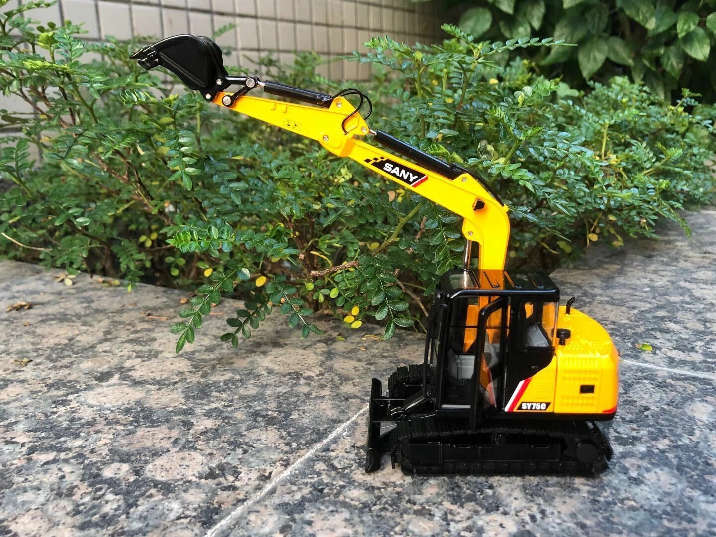 SANY 1/35 Construction Vehicle Car SY75C-9 Diecast Excavator Collect Model Toy SANY - KOEEK