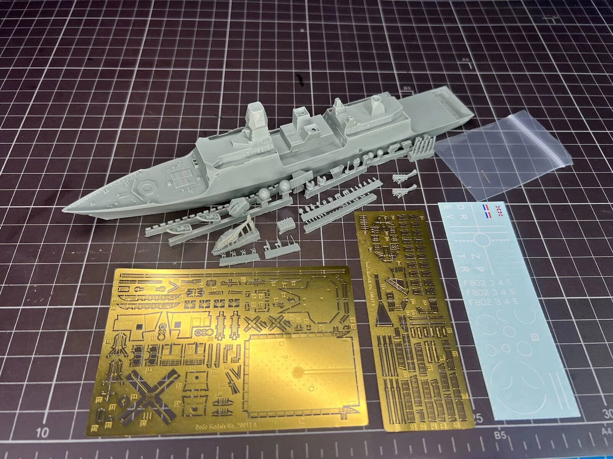 1:700 3D Printed Dutch Navy De Zeven Provicien class Frigate Unpainted Model Kit 07FC0E-D4 - KOEEK