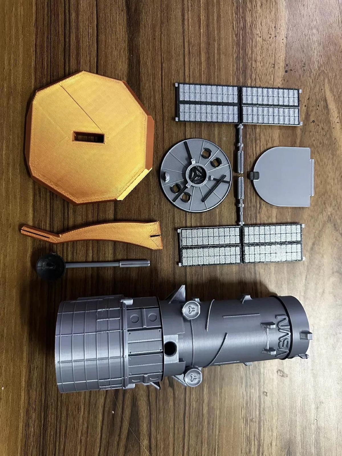 1/48 Scale 10'' Hubble Space Telescope HST Static 3D Printed Assembled Model 07FC0E-D4 - KOEEK