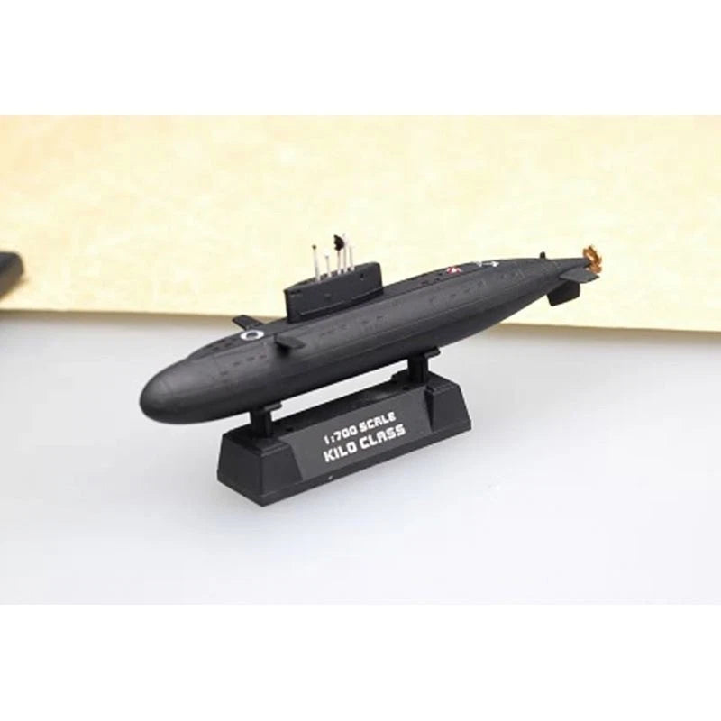 Trumpeter 1/700 Russian Navy Kilo Class Submarine Plastic Model Kit 87002 TRUMPETER - KOEEK