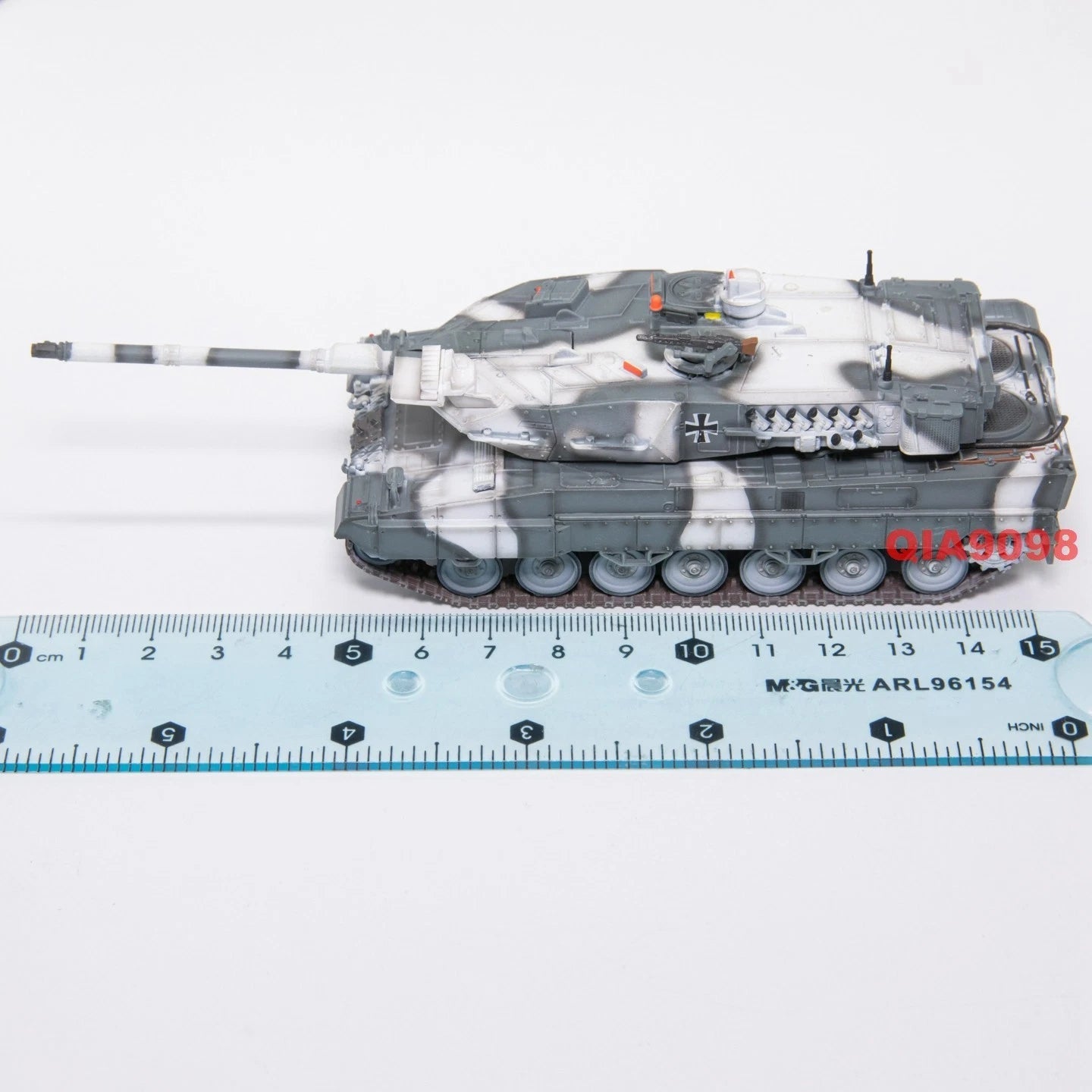 1:72 Scale German Leopard 2A7 Main Battle Tank Snow Camo Metal Plastic Model 07FC0E-D4 - KOEEK
