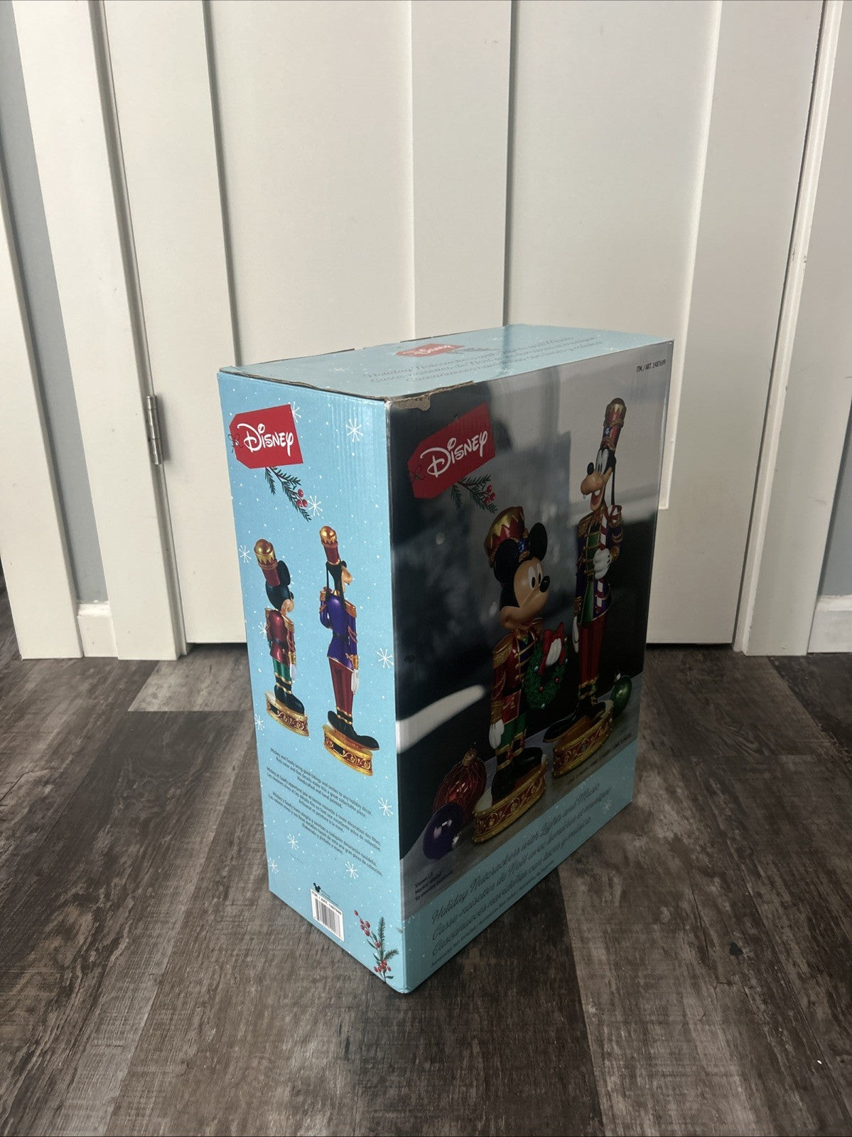 Disney Christmas Mickey Mouse & Goofy 18” NUTCRACKER SET Lights & Music Statues DISNEY - KOEEK