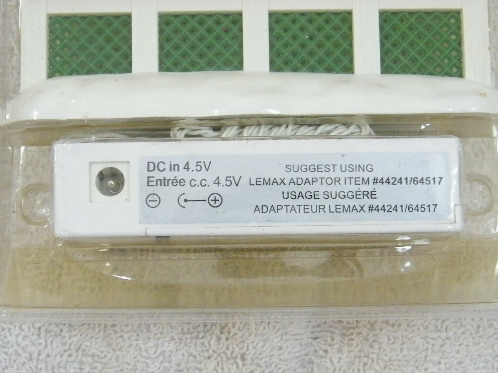 ! 2006 LEMAX COVENTRY COVE HOLIDAY TREASURES LIGHTED BILLBOARD SIGN LEMAX - KOEEK