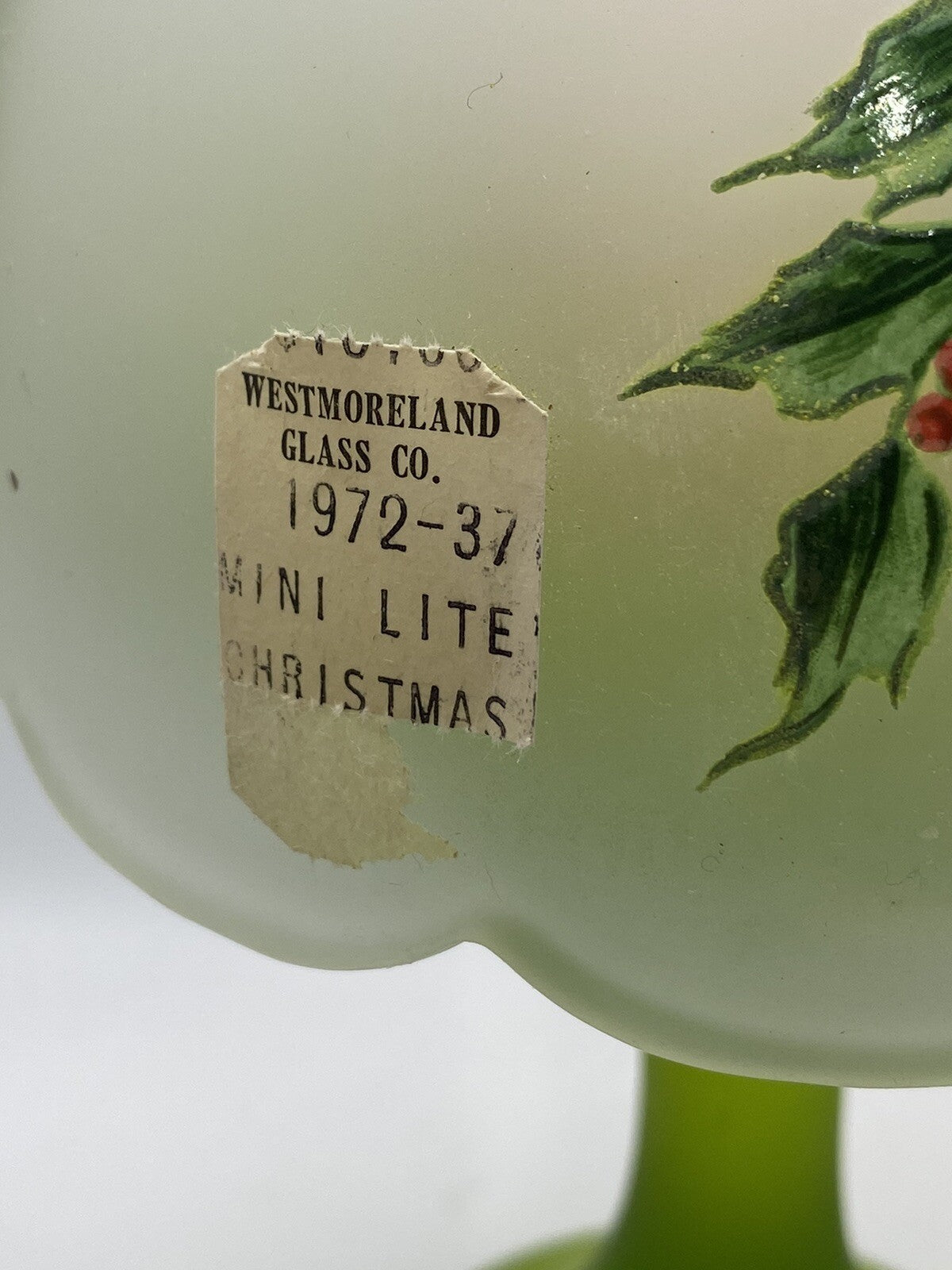 Vtg Westmoreland Frosted Glass Christmas Fairy Lamp With Holly Leaves & Berries WESTMORELAND - KOEEK