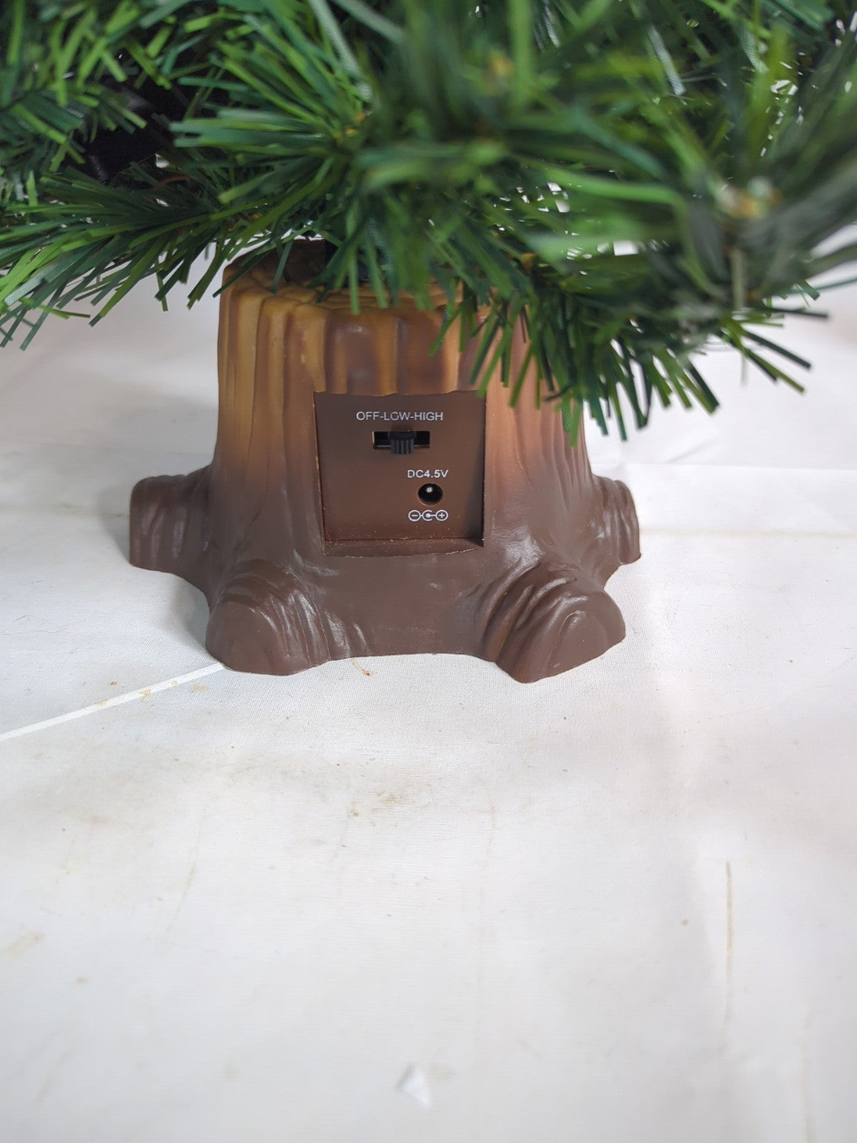 *Read* Gemmy 1996 Douglas The Talking Fir 2’ Animated Singing Christmas Tree 07FC0E-D4 - KOEEK