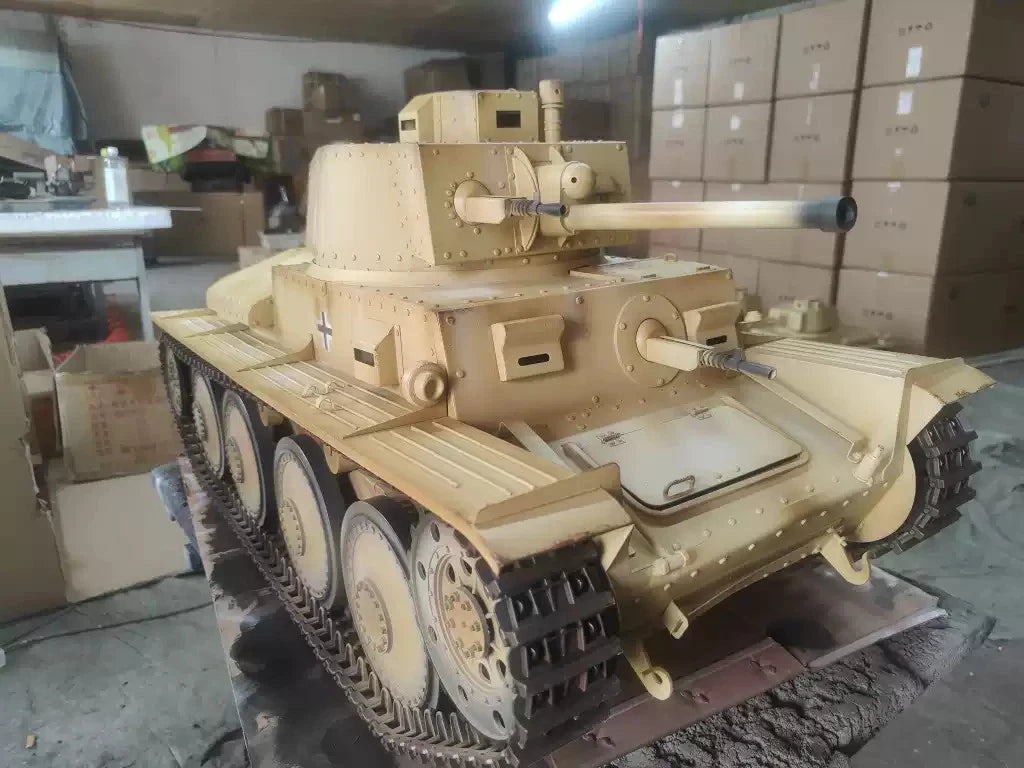 GO-TRUCK 1/6 WWII German 38T Tank Metal Model Not Movable Grey Color In Stock GO-TRUCK - KOEEK
