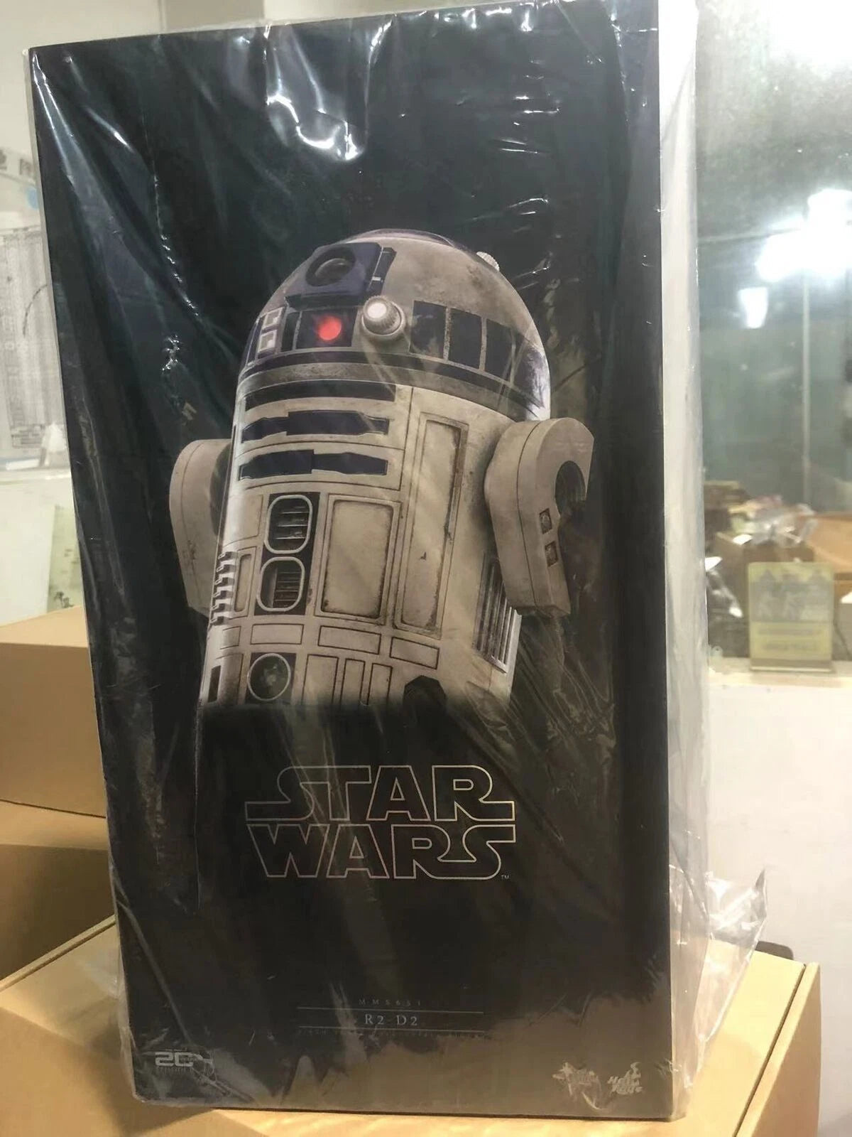 Hot Toys MMS651 STAR WARS II: ATTACK OF THE CLONES 1/6 R2-D2 R2D2 Figure HOT_TOYS - KOEEK