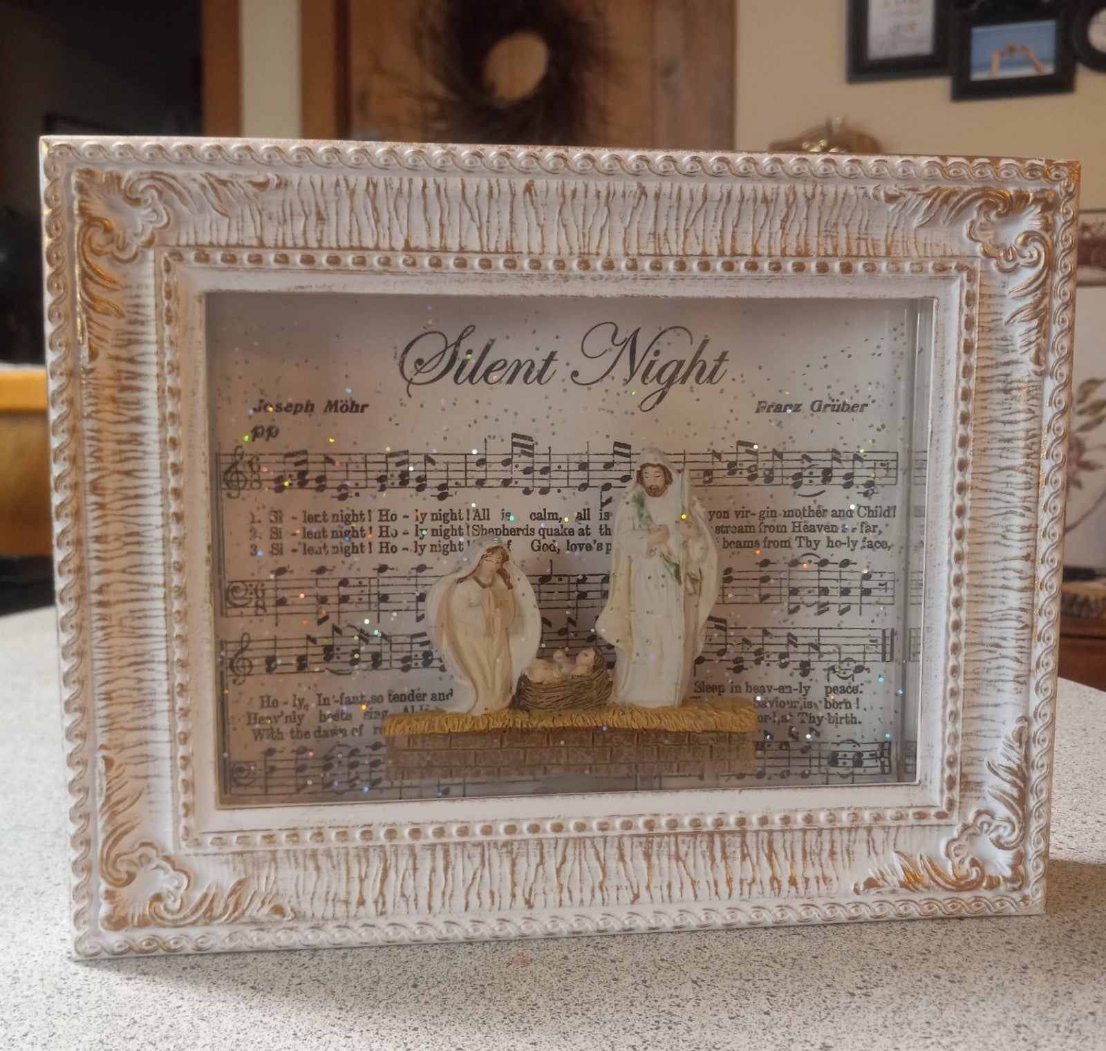 Christmas Musical Silent Night Lighted Water Picture Frame RAZ Imports 10" RAZ IMPORTS - KOEEK